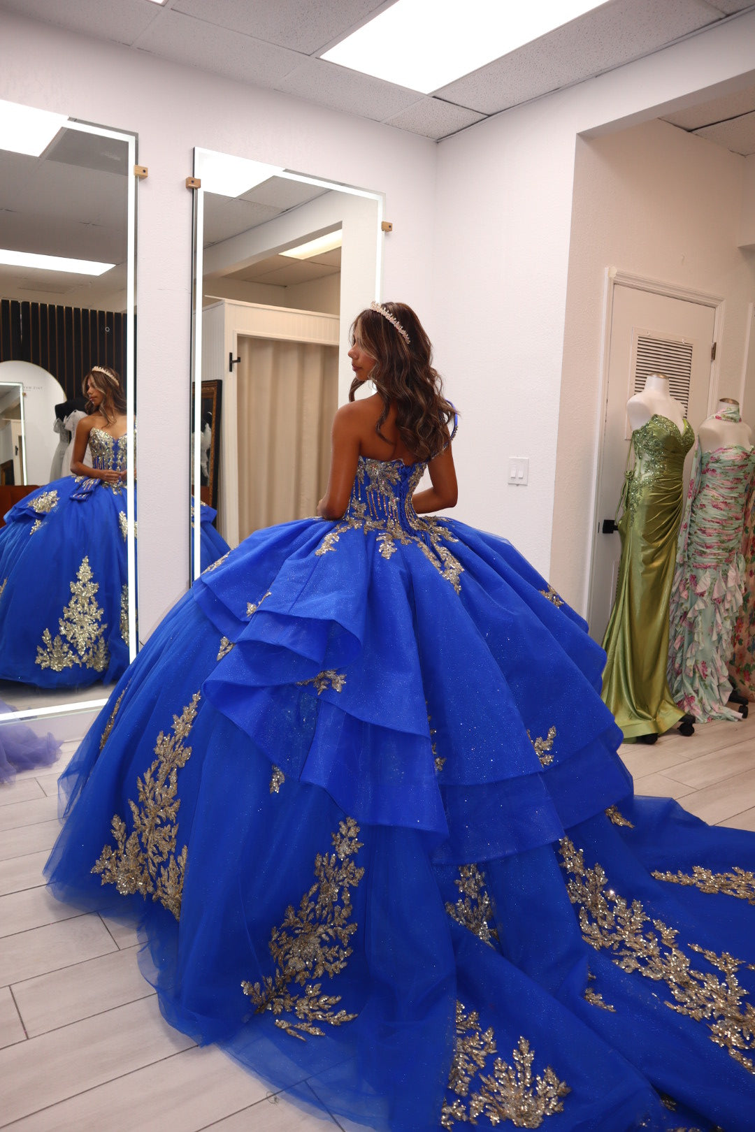 Rachel Allan 96748 RQ1186 Royal Gold (4)